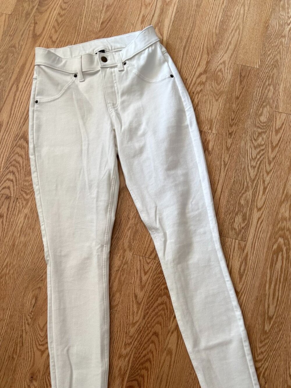 HUE White Pull On Skinny  Pants Womens Size XSmall Stretch Back Pocket Casual